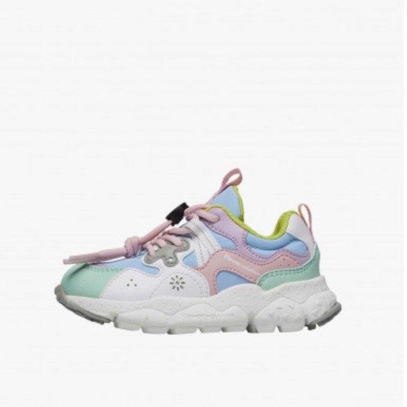 Naturino Other - NWT Naturino X Flower Mountain YAMANO 3 JUNIOR.
Faux-leather sneakers